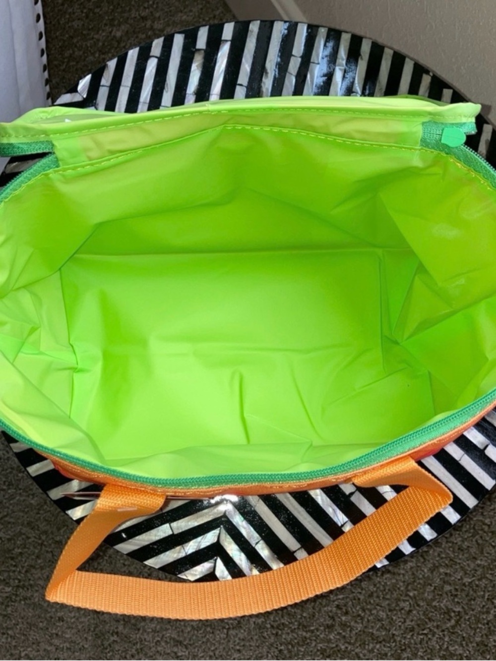 NWT Orange and Green Trader Joe's Mini Insulated Tote Lunch Bag - Picture 3 of 5